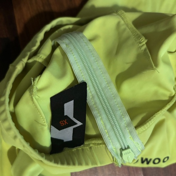 Gsuwoo jumpsuit - Picture 4 of 4